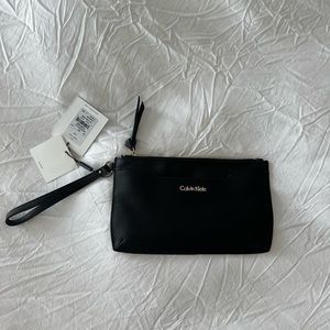 NWT Calvin Klein Leather Wristlet